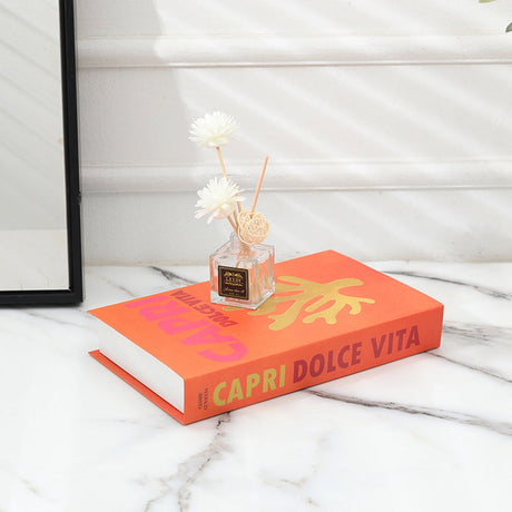 Decoratieboeken | Breng een frisse uitstraling in je woonkamer met deze stijlvolle decoratie